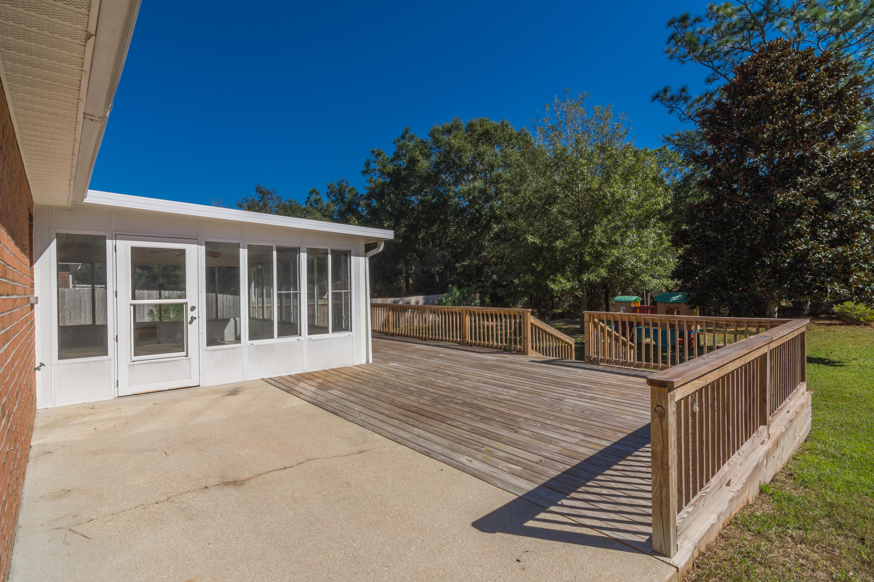 4757 Balboa Road Crestview, FL 32539 - Photo 27 of 32 4757 Balboa Rd Exterior-4