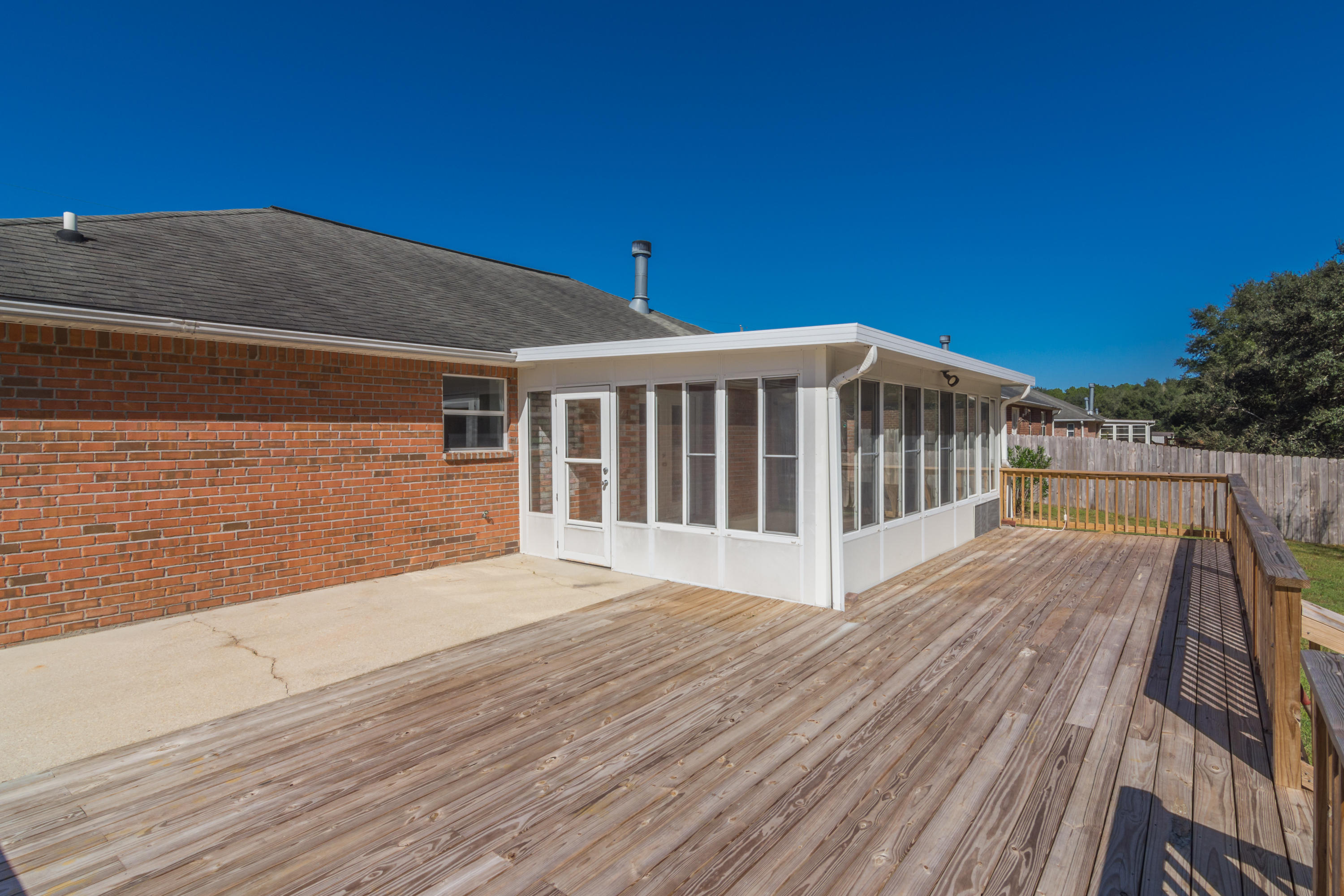 4757 Balboa Road Crestview, FL 32539 - Photo 28 of 32 4757 Balboa Rd Exterior-5
