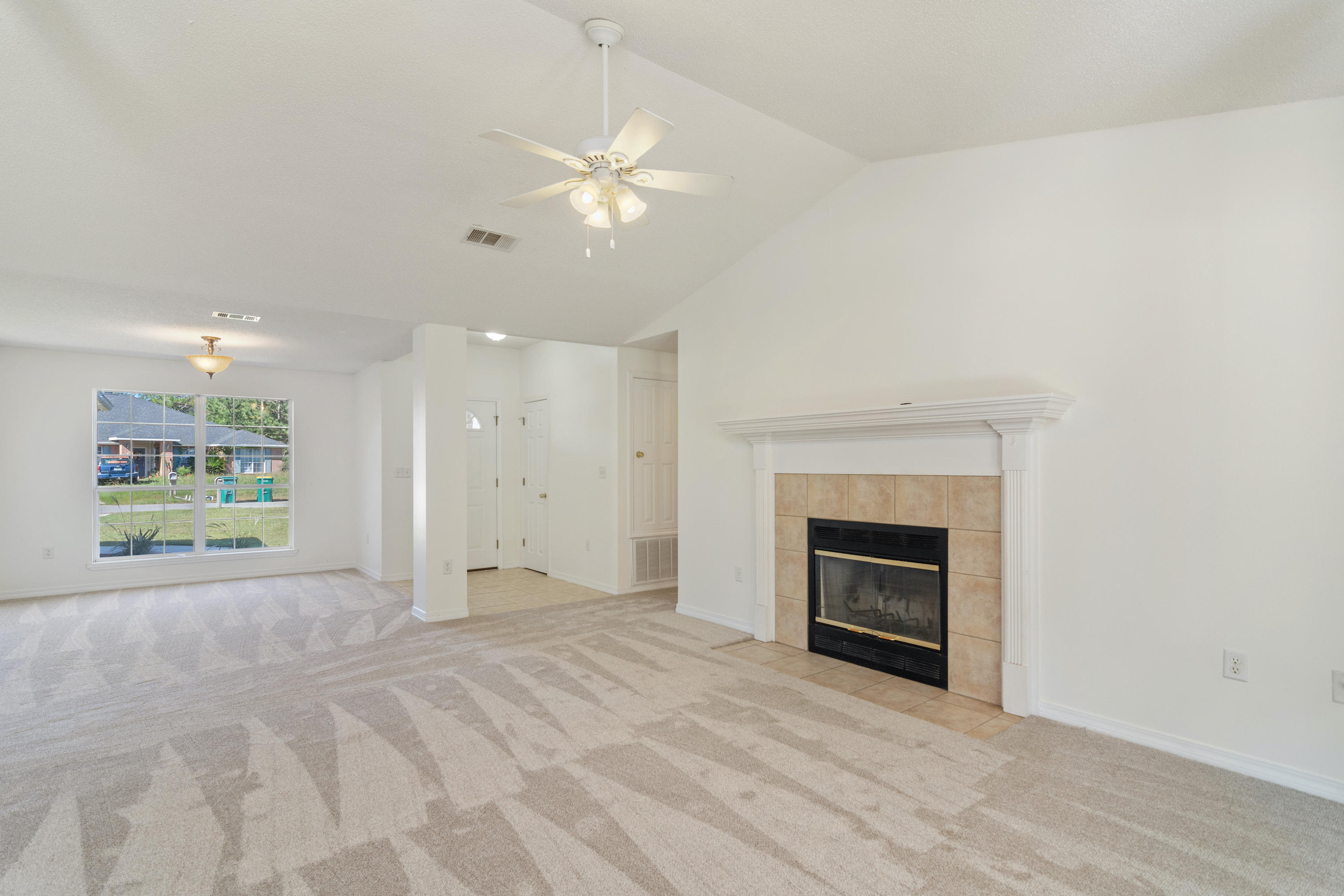 4757 Balboa Road Crestview, FL 32539 - Photo 8 of 32 4757 Balboa Rd-05