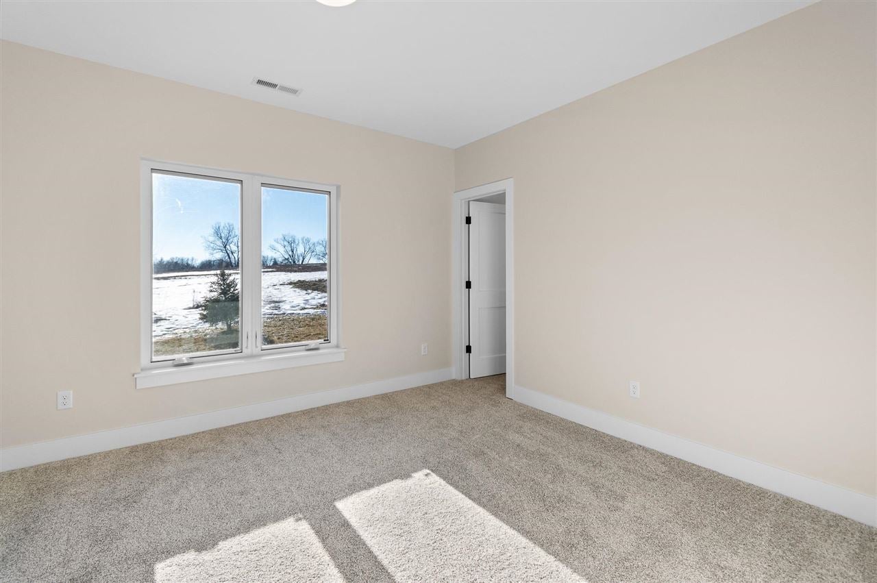 357 Hidden Rdg Drive Coralville, IA 52241 - Photo 26 of 36 Gallery Image 26