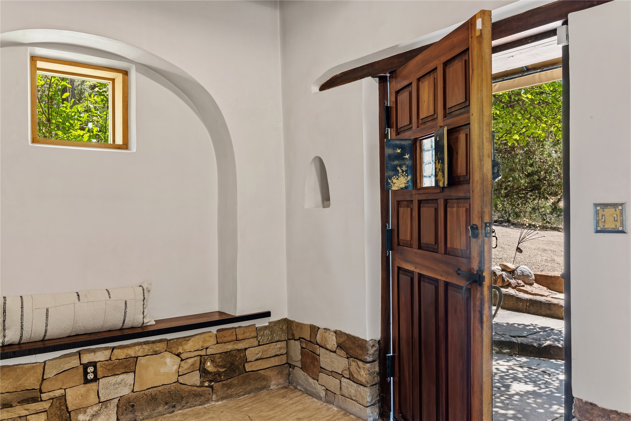 1330 Bishops Lodge Road Santa Fe, NM 87506 - Photo 2 of 54 Front Entrance