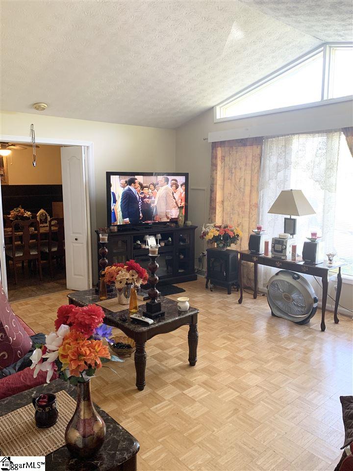 504 Old Mill Road Mauldin, SC 29662 - Photo 2 of 22 Gallery Image 2
