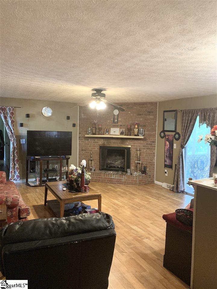 504 Old Mill Road Mauldin, SC 29662 - Photo 7 of 22 Gallery Image 7