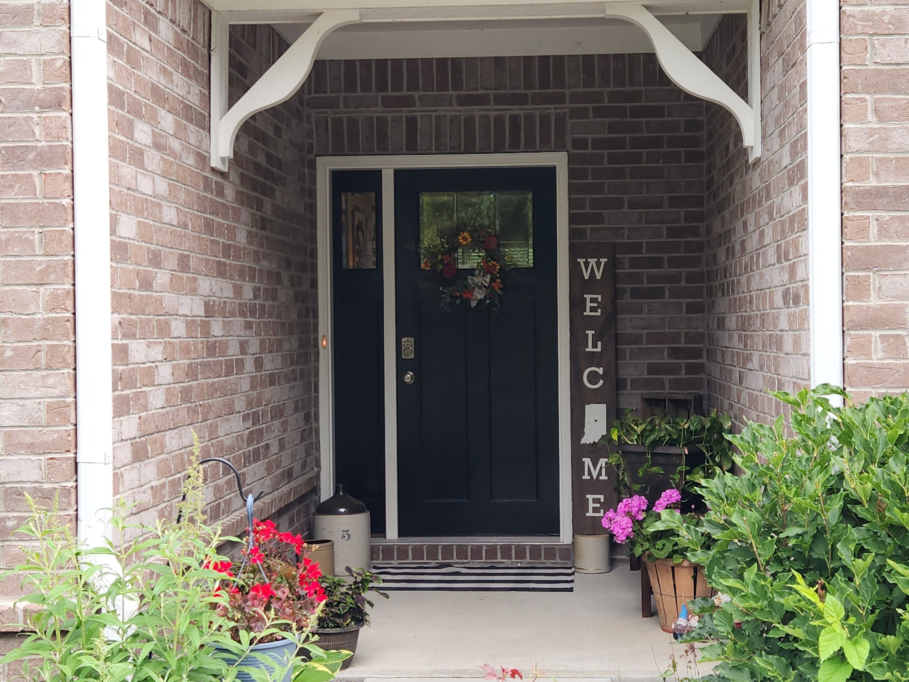 736 North Johnson Branch Road Greenfield, IN 46140 - Photo 2 of 20