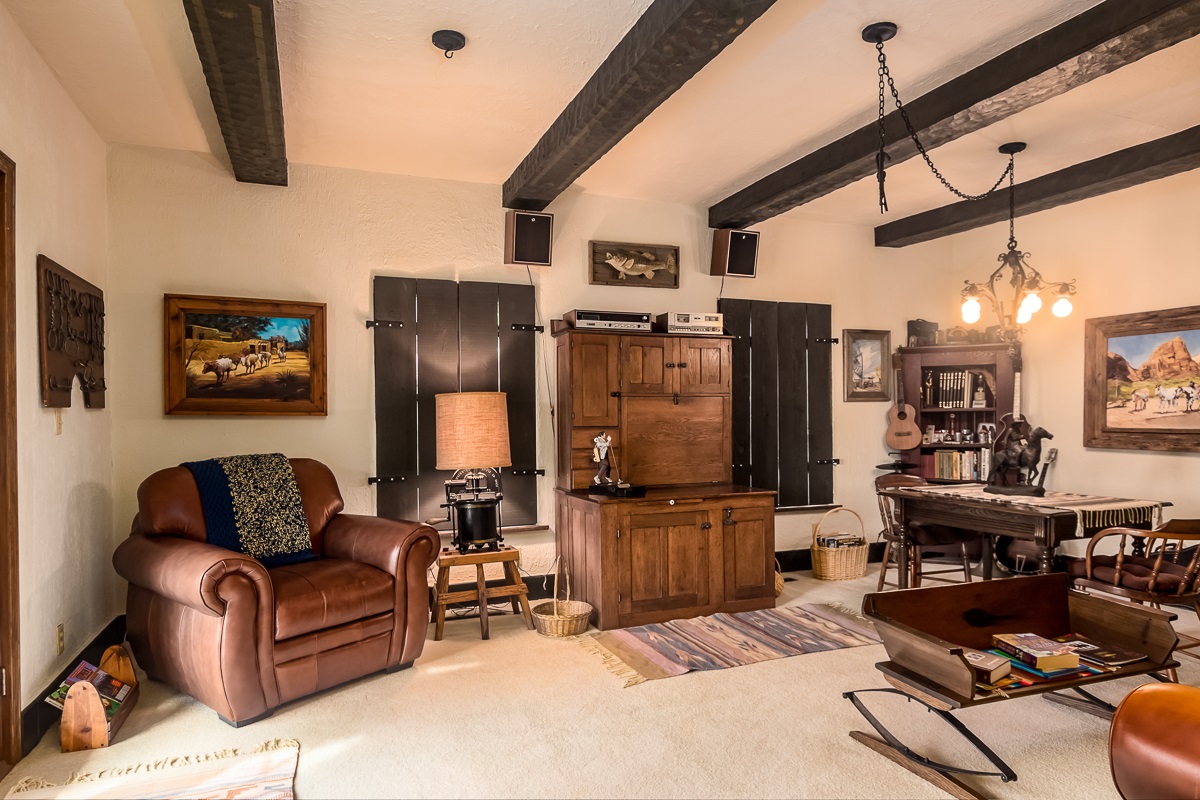 550 Morningstar Road Auburn, IN 46706 - Photo 3 of 32 Gallery Image 3