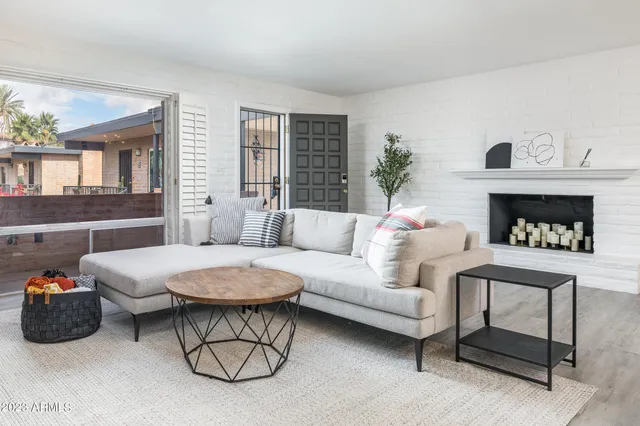 $6,000 | 7401 East Northland Drive, Unit 4, Scottsdale, AZ 85251