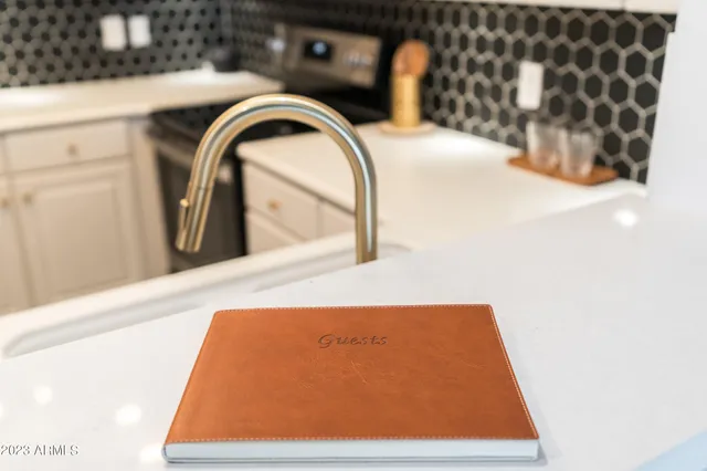 $6,000 | 7401 East Northland Drive, Unit 4, Scottsdale, AZ 85251