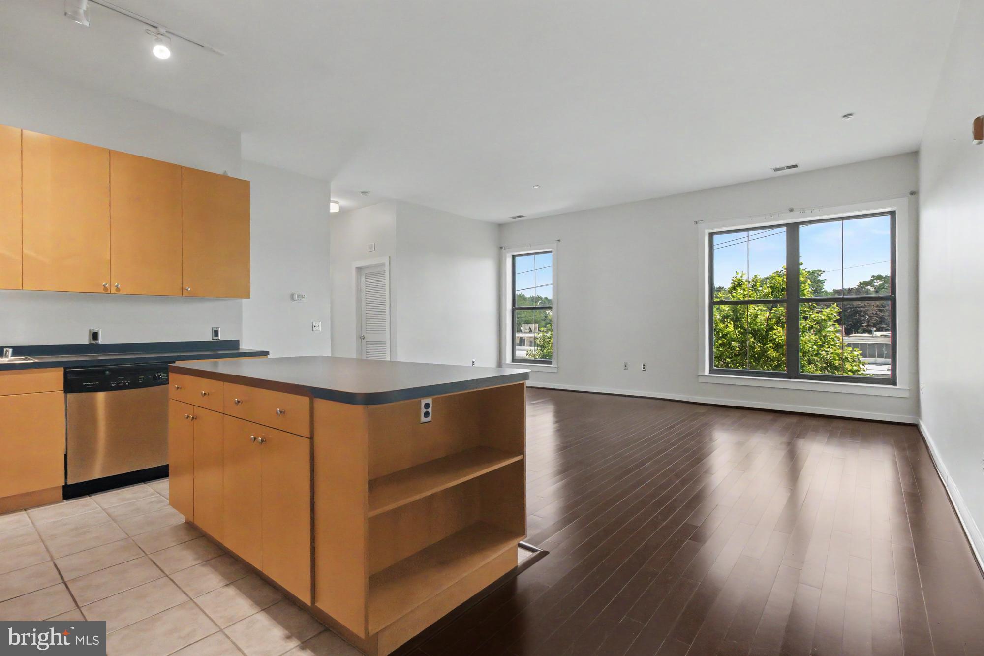 2007 Clipper Park Road, Unit 314 Baltimore, MD 21211 - Photo 10 of 41