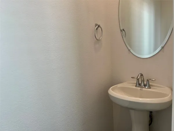 $2,350 | 5719 Foggy Vine Court, Fulshear, TX 77441