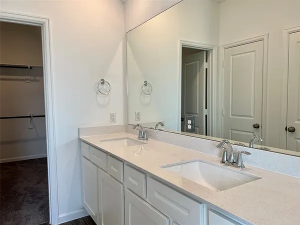 $2,350 | 5719 Foggy Vine Court, Fulshear, TX 77441