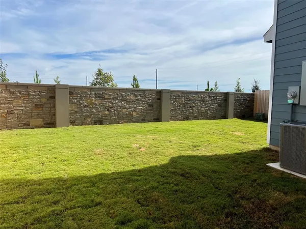 $2,350 | 5719 Foggy Vine Court, Fulshear, TX 77441