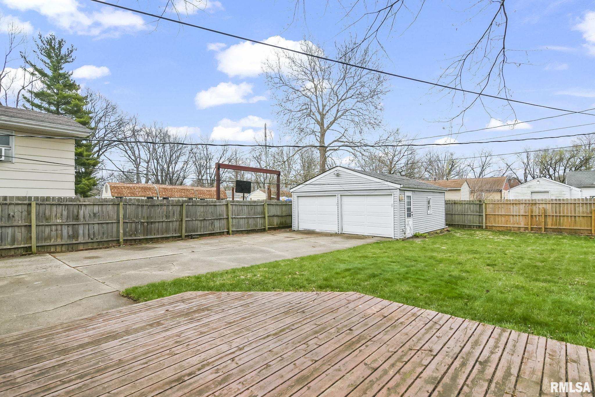 2328 Queensway Road Springfield, IL 62703 - Photo 36 of 38