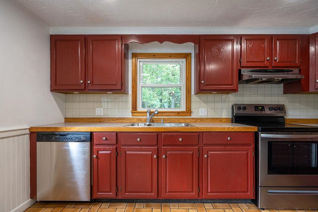 5 Paradise Drive Rochester, NH 03867 - Photo 37 of 39