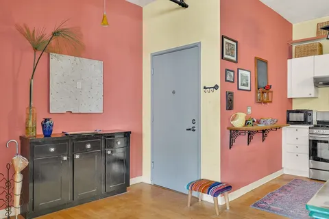 $749,000 | 172 Green Street, Unit 8, Boston, MA 02130