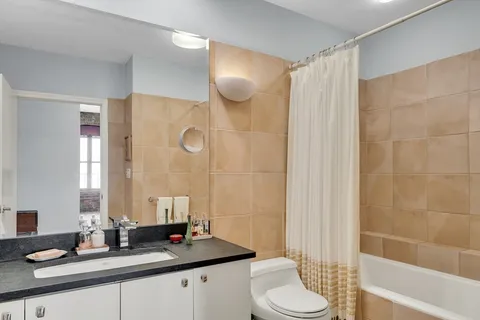 $749,000 | 172 Green Street, Unit 8, Boston, MA 02130