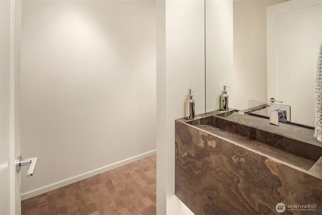 $1,575,000 | 80 Vine Street, Unit 2600, Seattle, WA 98121