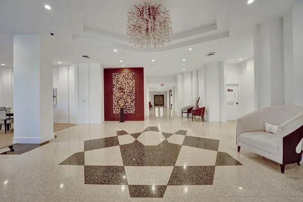 $3,250 | 2000 South Ocean Boulevard, Unit 4C, Lauderdale-by-the-Sea, FL 33062