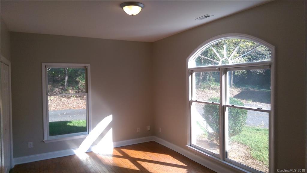 2201 Primm Road Charlotte, NC 28216 - Photo 23 of 32 Gallery Image 23