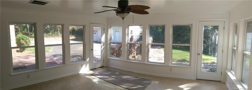 2201 Primm Road Charlotte, NC 28216 - Photo 7 of 32 Gallery Image 7