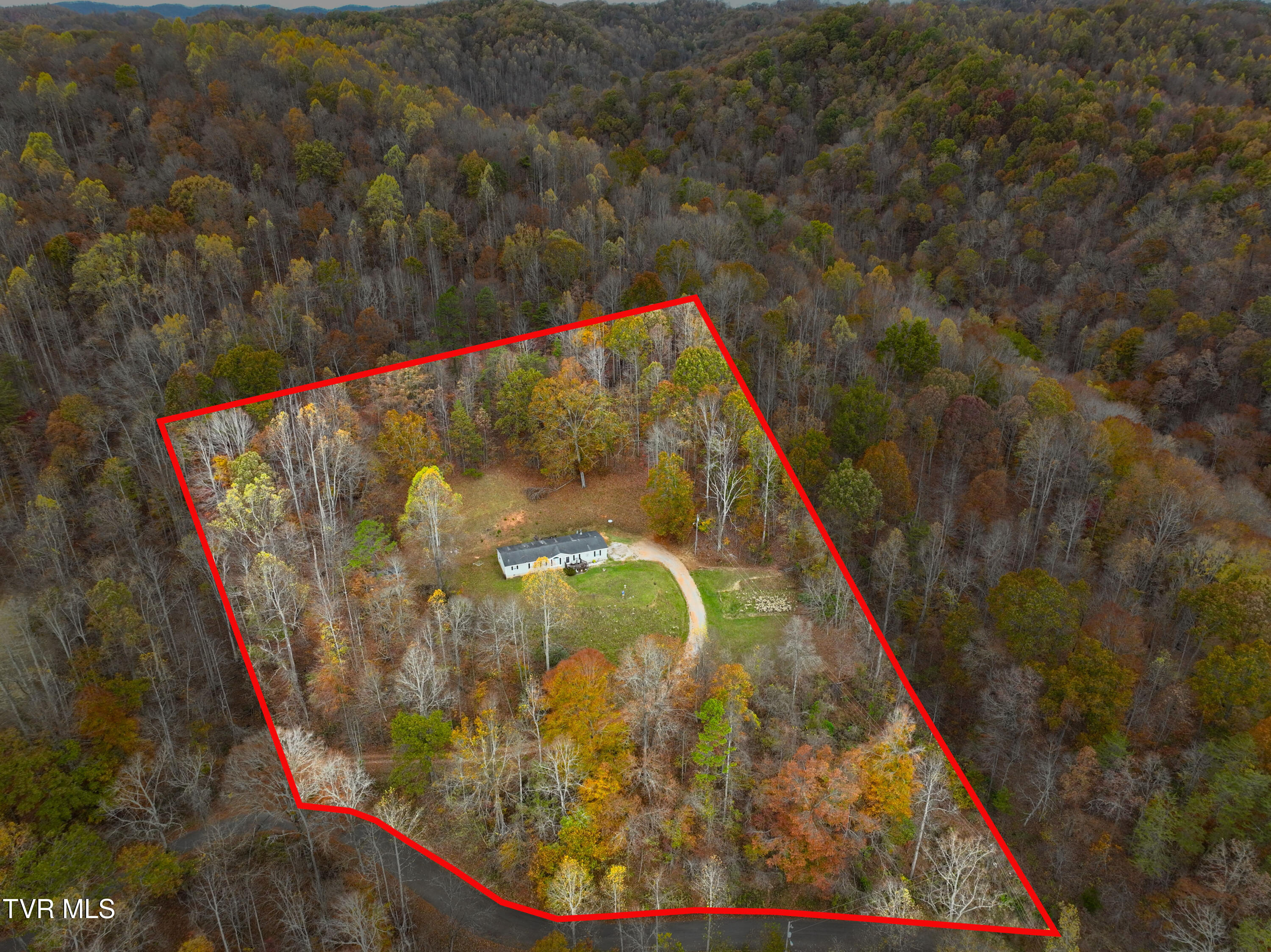 4255 Timbertree Branch Road Hiltons, VA 24258 - Photo 13 of 44 4255 Timbertree Drone DA Outline22 2