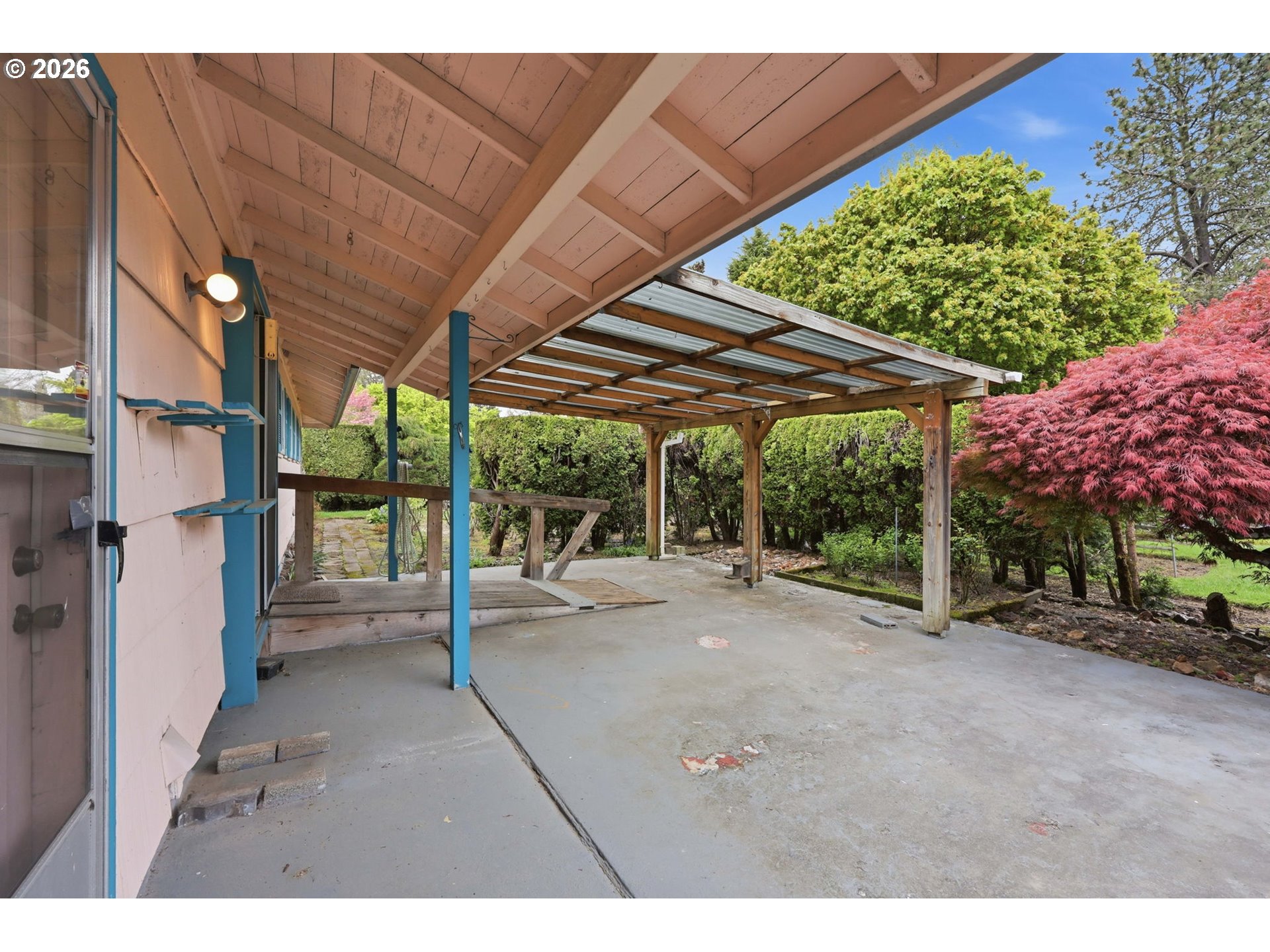 18925 Southwest Rosa Road Beaverton, OR 97078 - Photo 19 of 33 a view of a backyard with a patio
