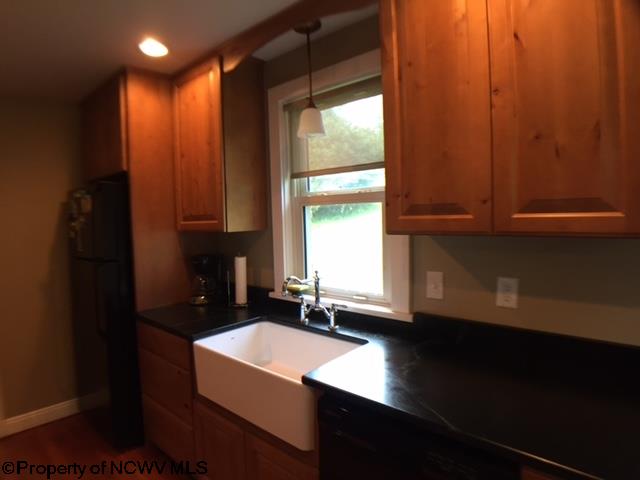 65 Delta Road 23 Reedsville, WV 26547 - Photo 11 of 20 Gallery Image 11
