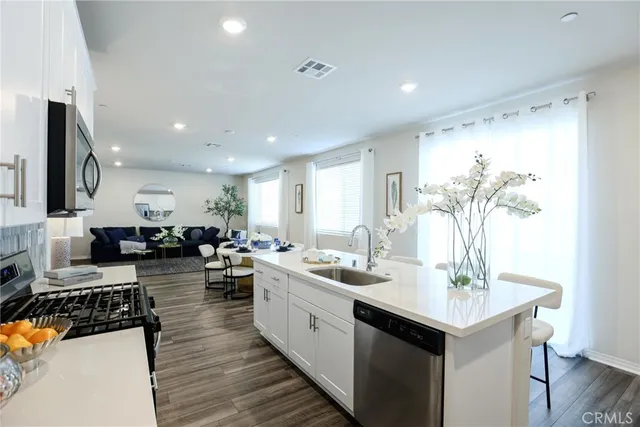 $688,000 | 24296 Insignia Drive, Menifee, CA 92584