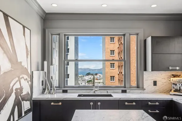 $2,995,000 | 2628 Laguna Street, San Francisco, CA 94123