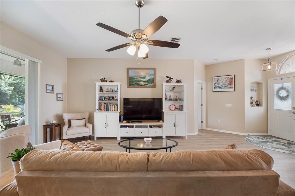 8131 Baytree Drive New Port Richey, FL 34653 - Photo 14 of 35 Gallery Image 14