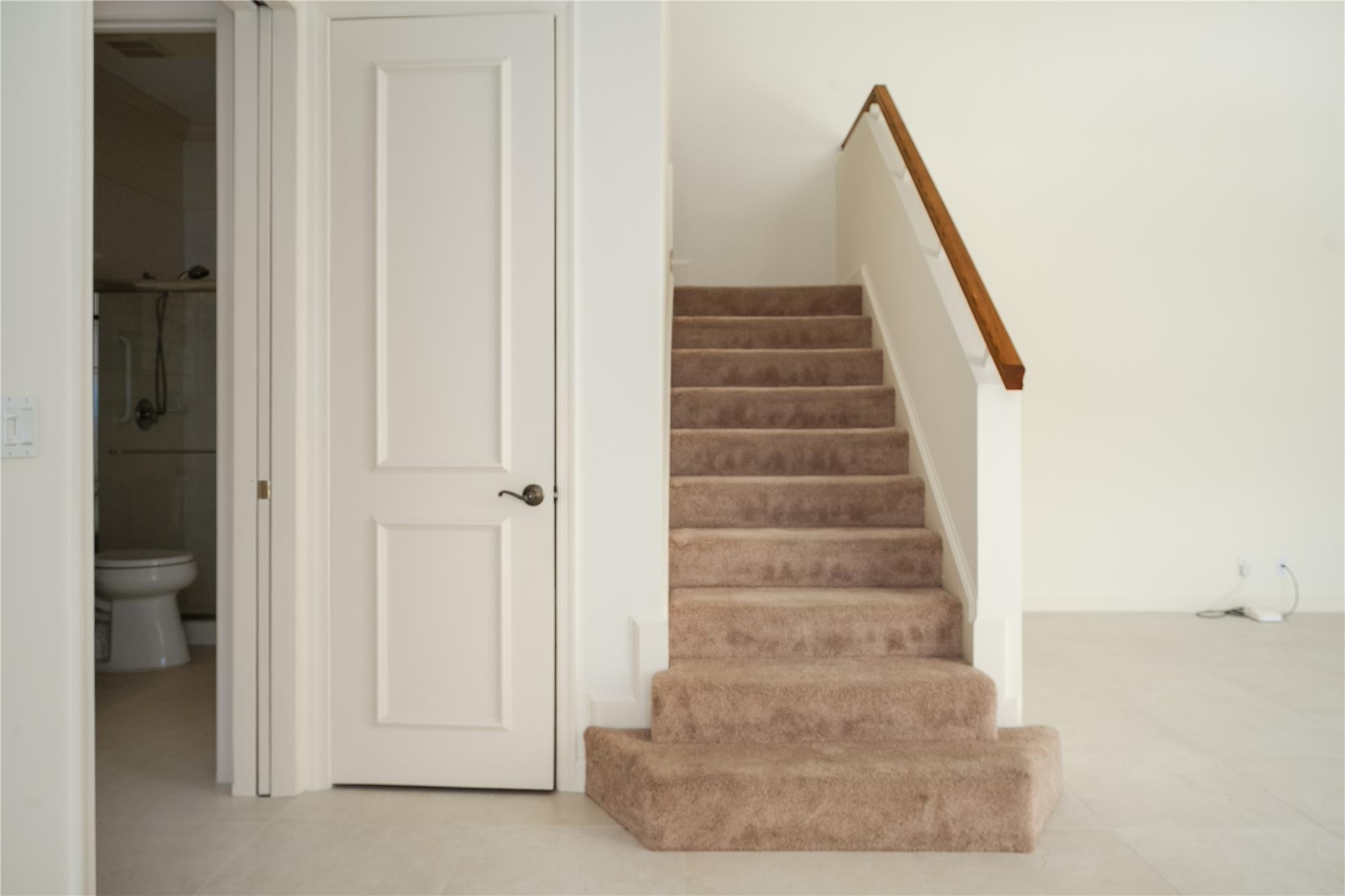 3585 Admirals Way Delray Beach, FL 33483 - Photo 27 of 76 Staircase