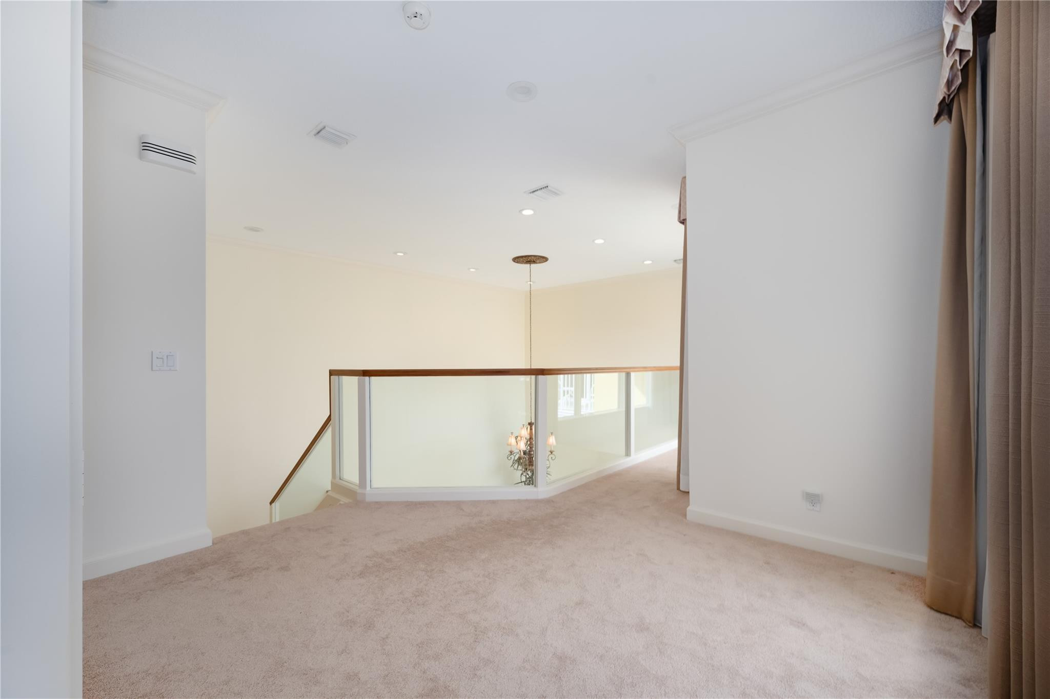 3585 Admirals Way Delray Beach, FL 33483 - Photo 29 of 76 Upstairs landing area