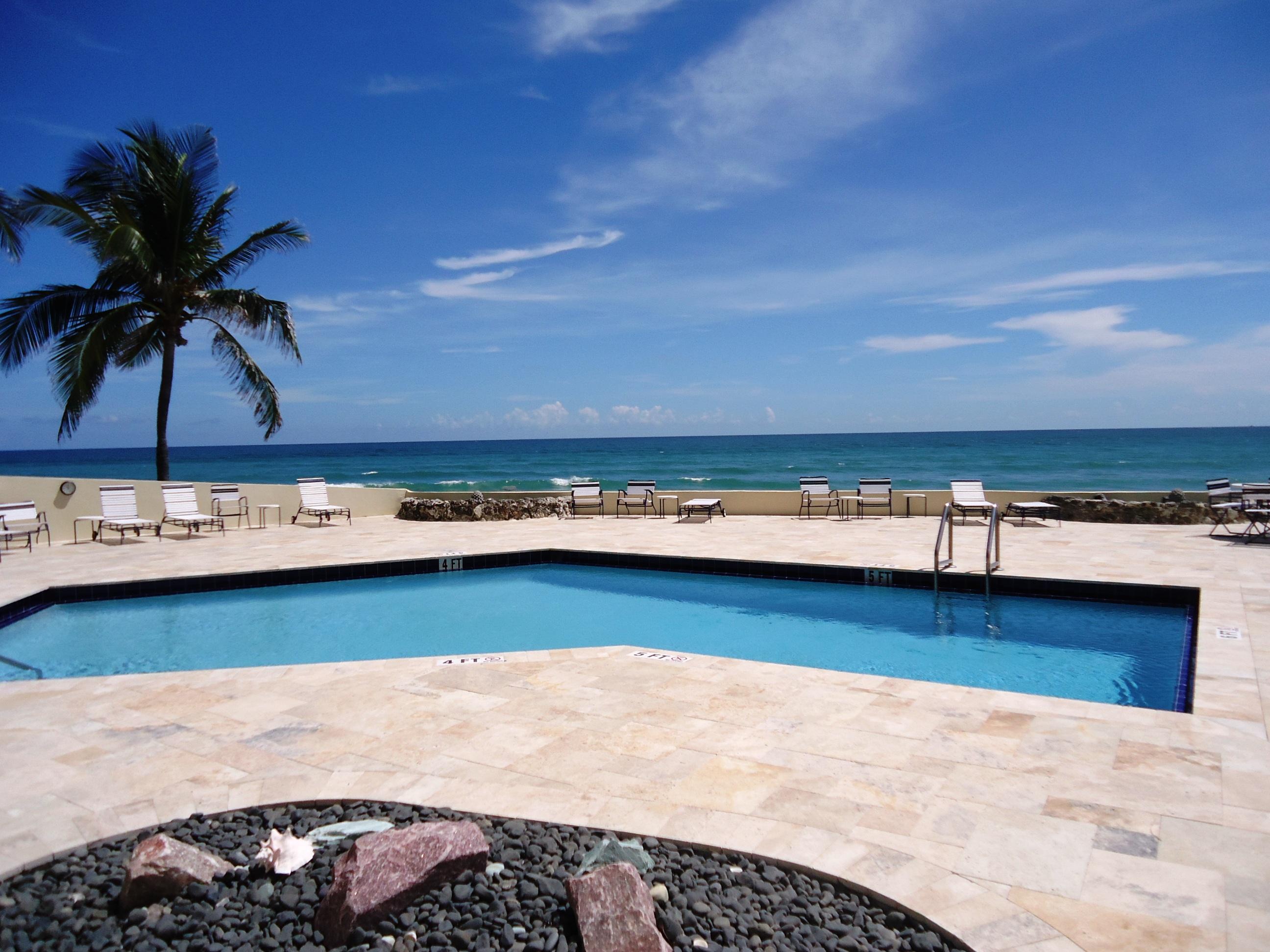 200 South Beach Road, Unit 303 Tequesta, FL 33469 - Photo 5 of 17 DSC04463