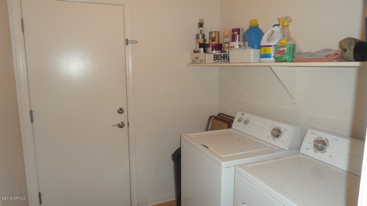 45298 Portabello Road Maricopa, AZ 85139 - Photo 22 of 30 Laundry Room