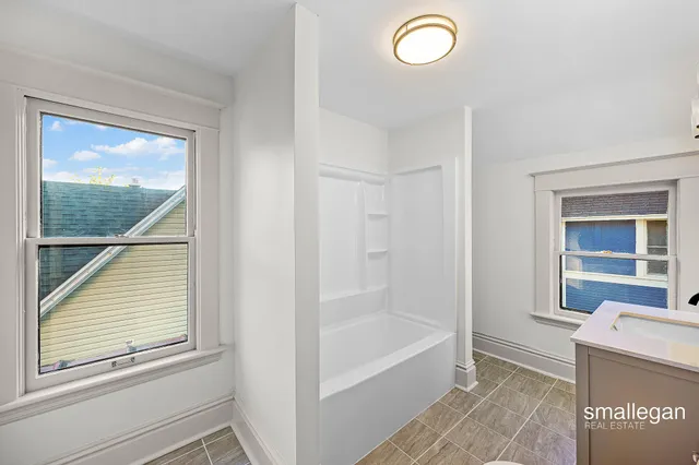 $338,000 | 700 Union Avenue Southeast, Grand Rapids, MI 49503