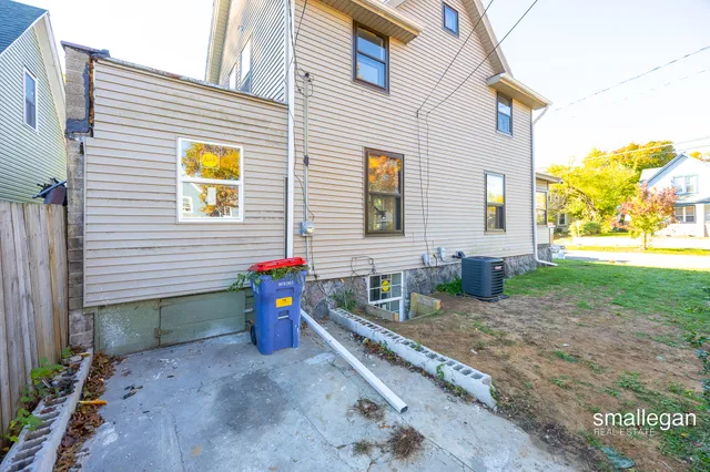$338,000 | 700 Union Avenue Southeast, Grand Rapids, MI 49503