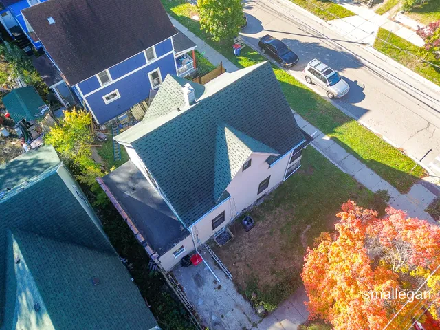 $338,000 | 700 Union Avenue Southeast, Grand Rapids, MI 49503