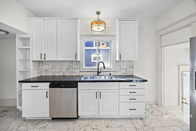 $338,000 | 700 Union Avenue Southeast, Grand Rapids, MI 49503