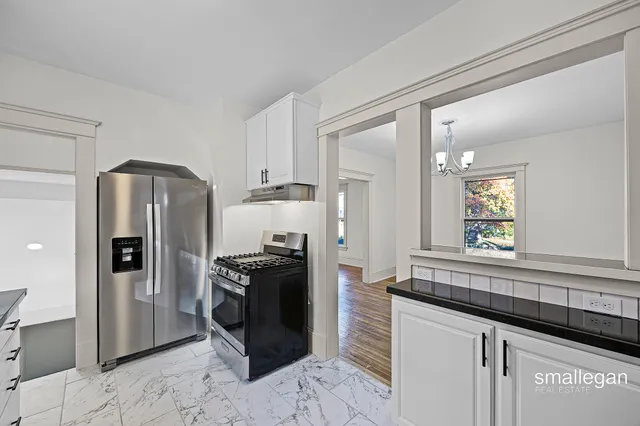 $338,000 | 700 Union Avenue Southeast, Grand Rapids, MI 49503