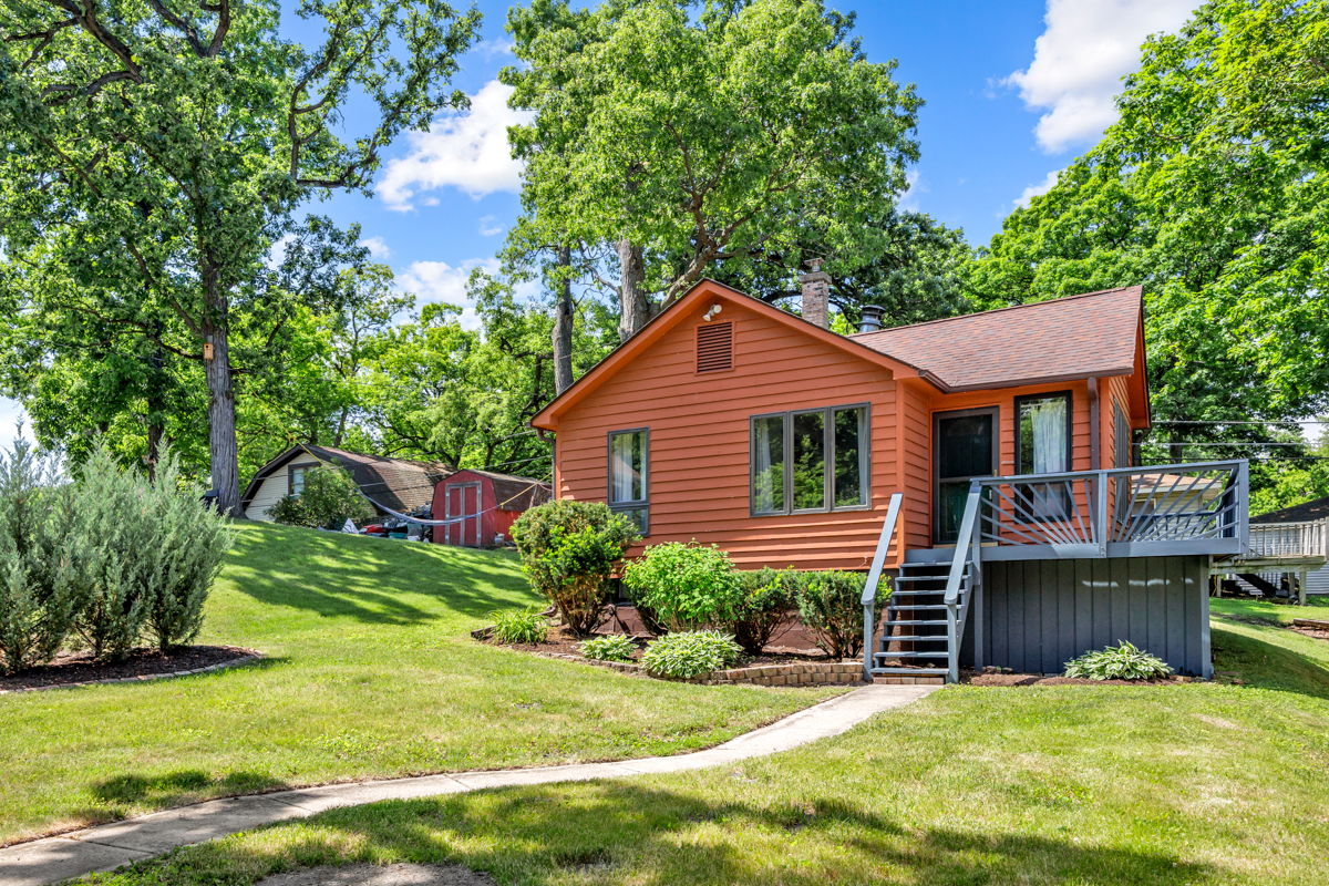 28553 West Treetop Road Ingleside, IL 60041 - Photo 1 of 29