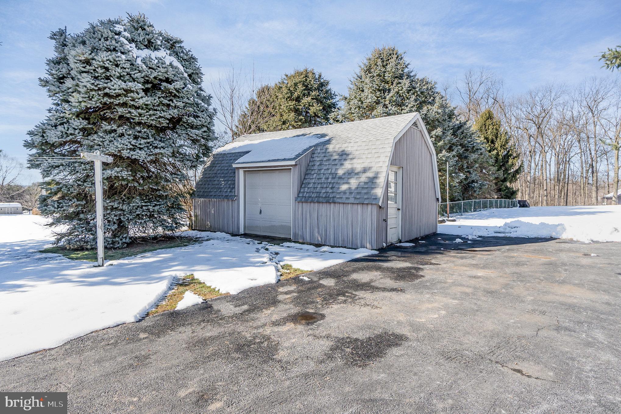 693 Old Commons Road Windsor, PA 17366 - Photo 23 of 28 Gallery Image 23