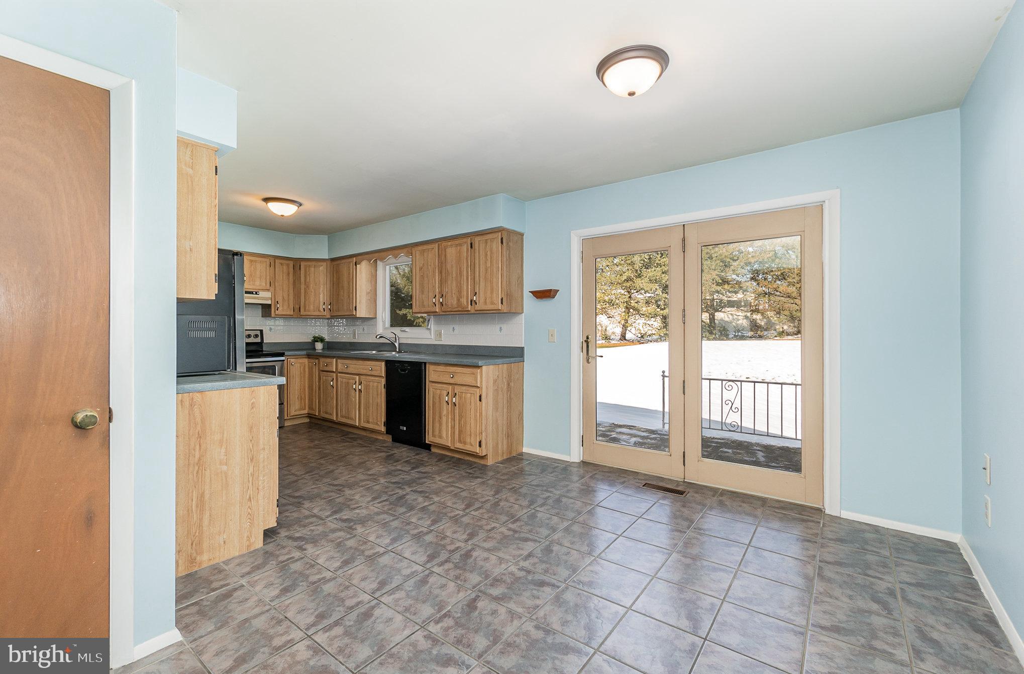 693 Old Commons Road Windsor, PA 17366 - Photo 10 of 28 Gallery Image 10