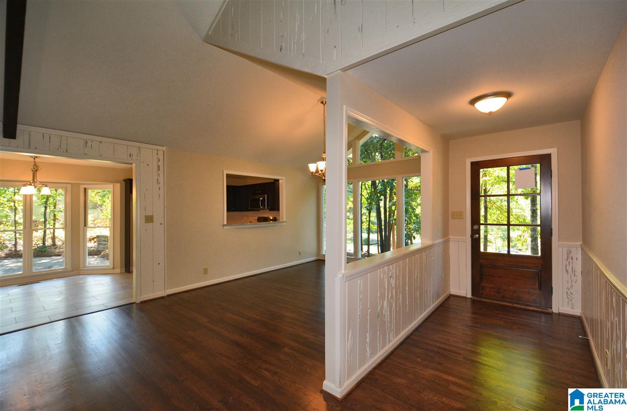 371 Miller Circle Pelham, AL 35124 - Photo 5 of 44