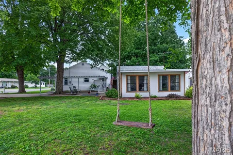 $229,900 | 310 Depot Street, St. Peters, MO 63376