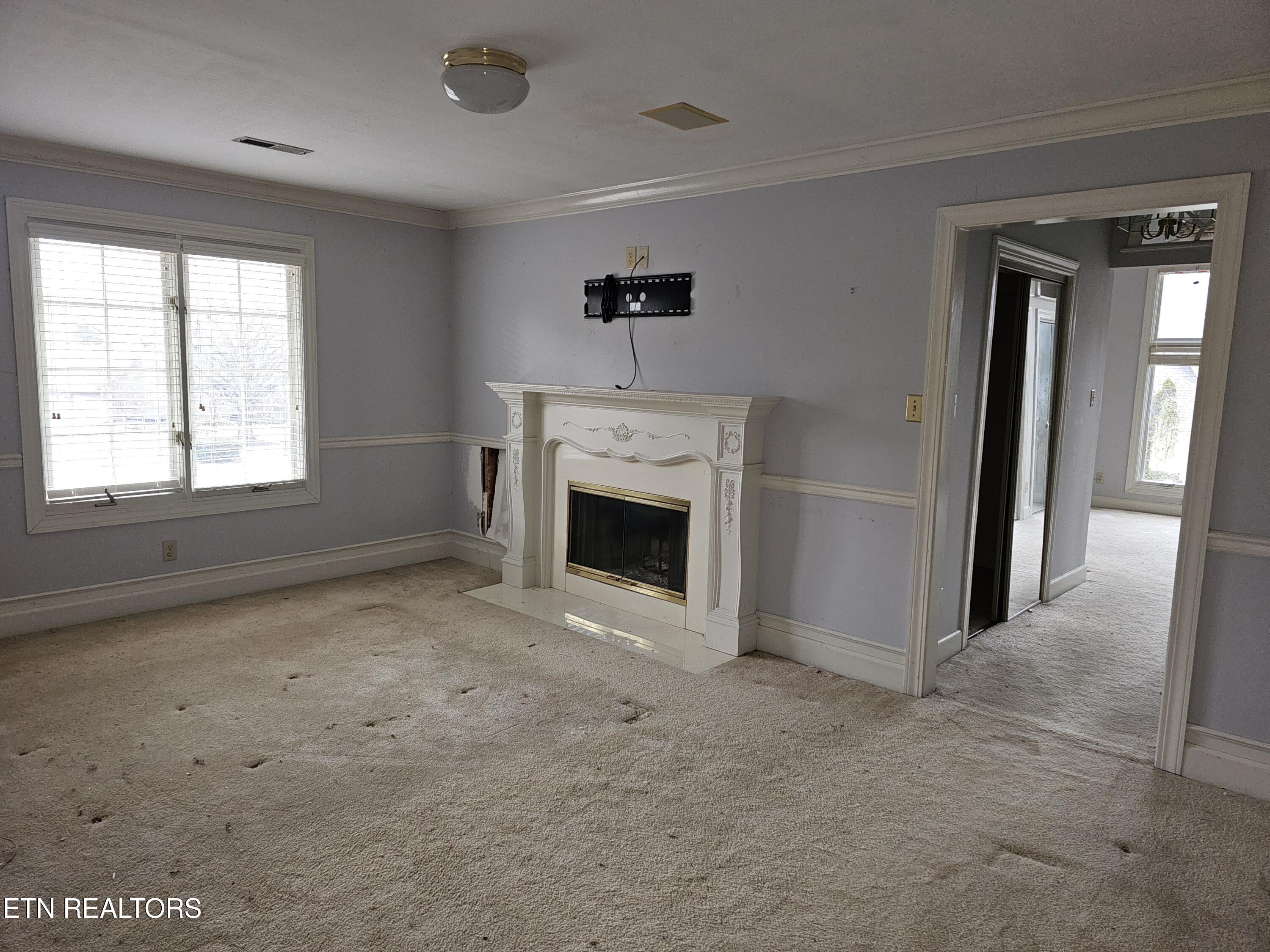 12700 Sauer Point Knoxville, TN 37934 - Photo 12 of 25 20260121_153405