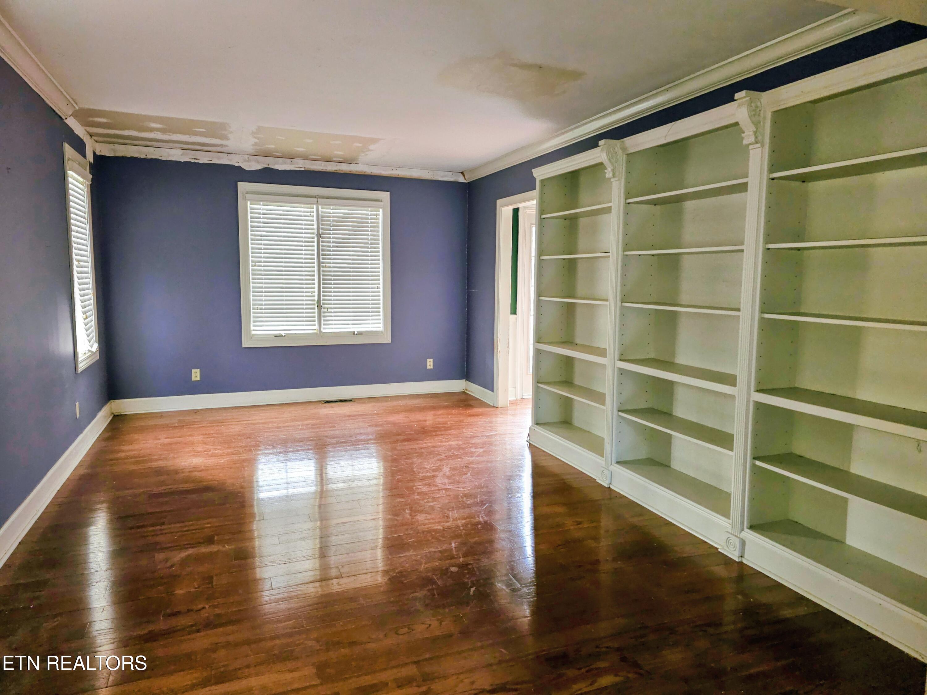 12700 Sauer Point Knoxville, TN 37934 - Photo 5 of 25 20260121_152856~2