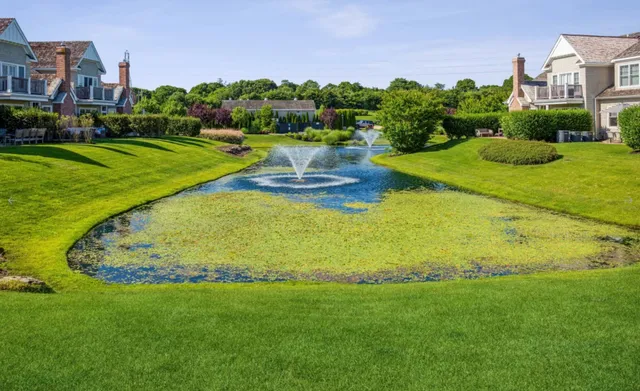 $2,995,000 | 802 Annette Lane, Southampton, NY 11968