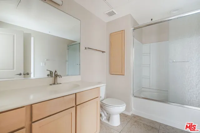 $3,500 | 6400 Crescent Parkway, Unit 305, Playa Vista, CA 90094