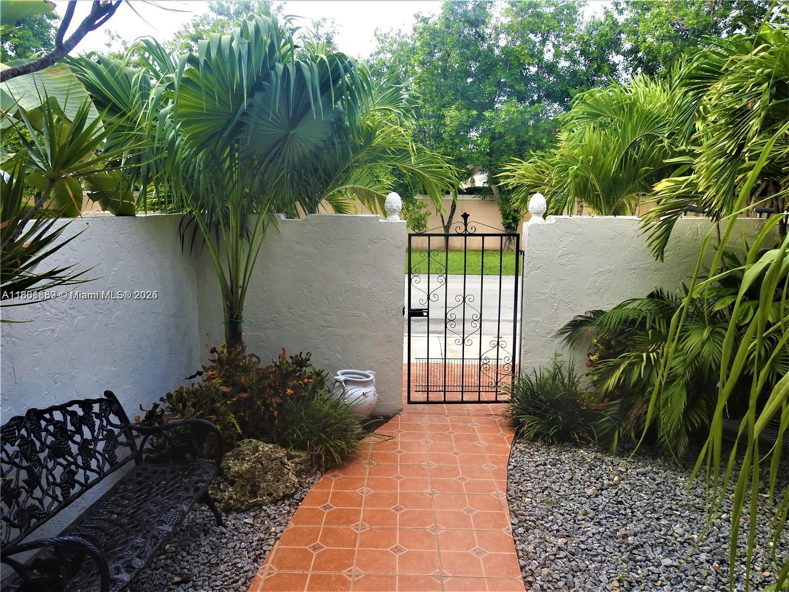 9807 Southwest 93rd Street, Unit 9807 Miami, FL 33176 - Photo 6 of 50