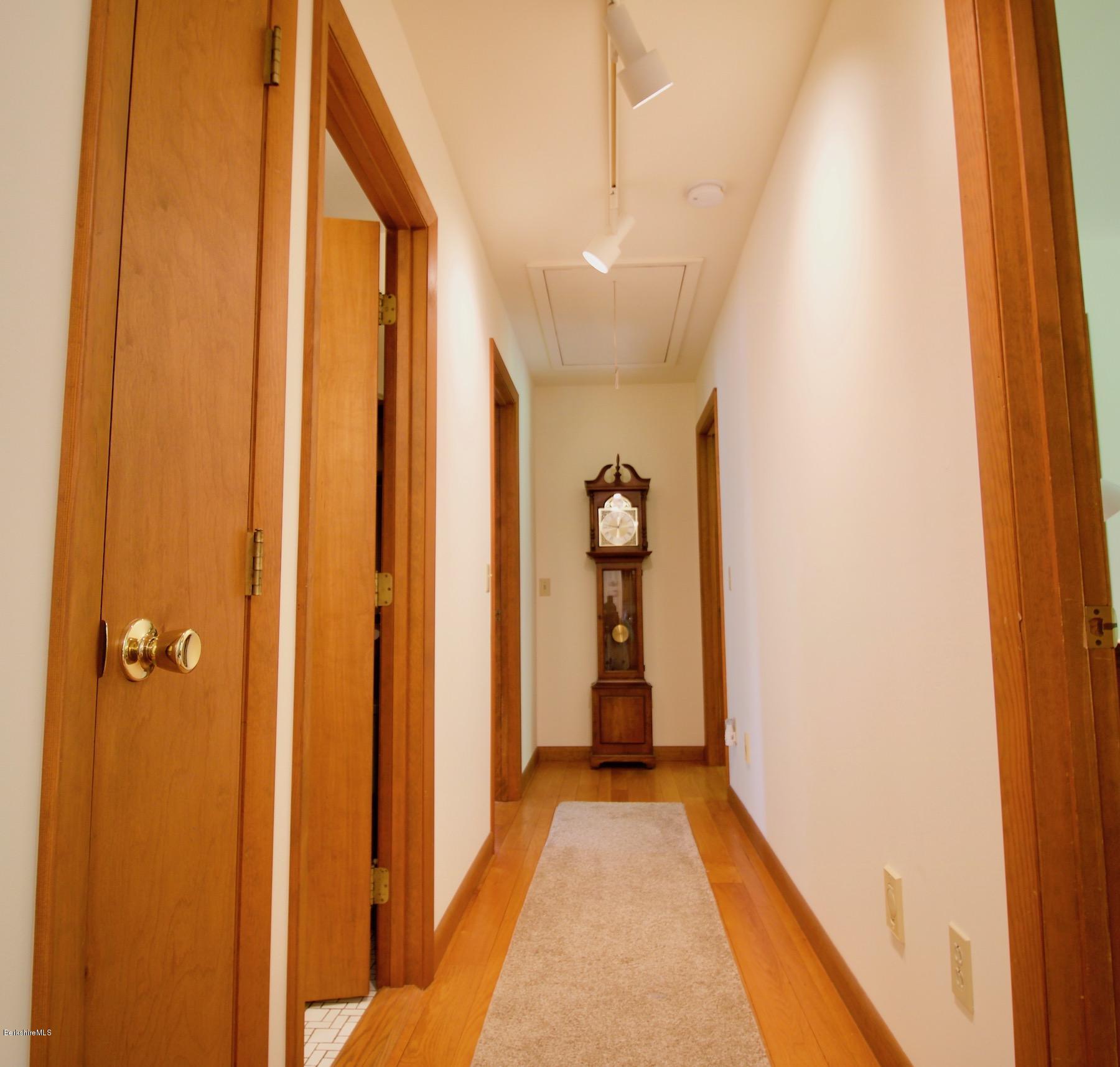 22 Old Barn Road Lenox, MA 01240 - Photo 26 of 37 a view of bathroom