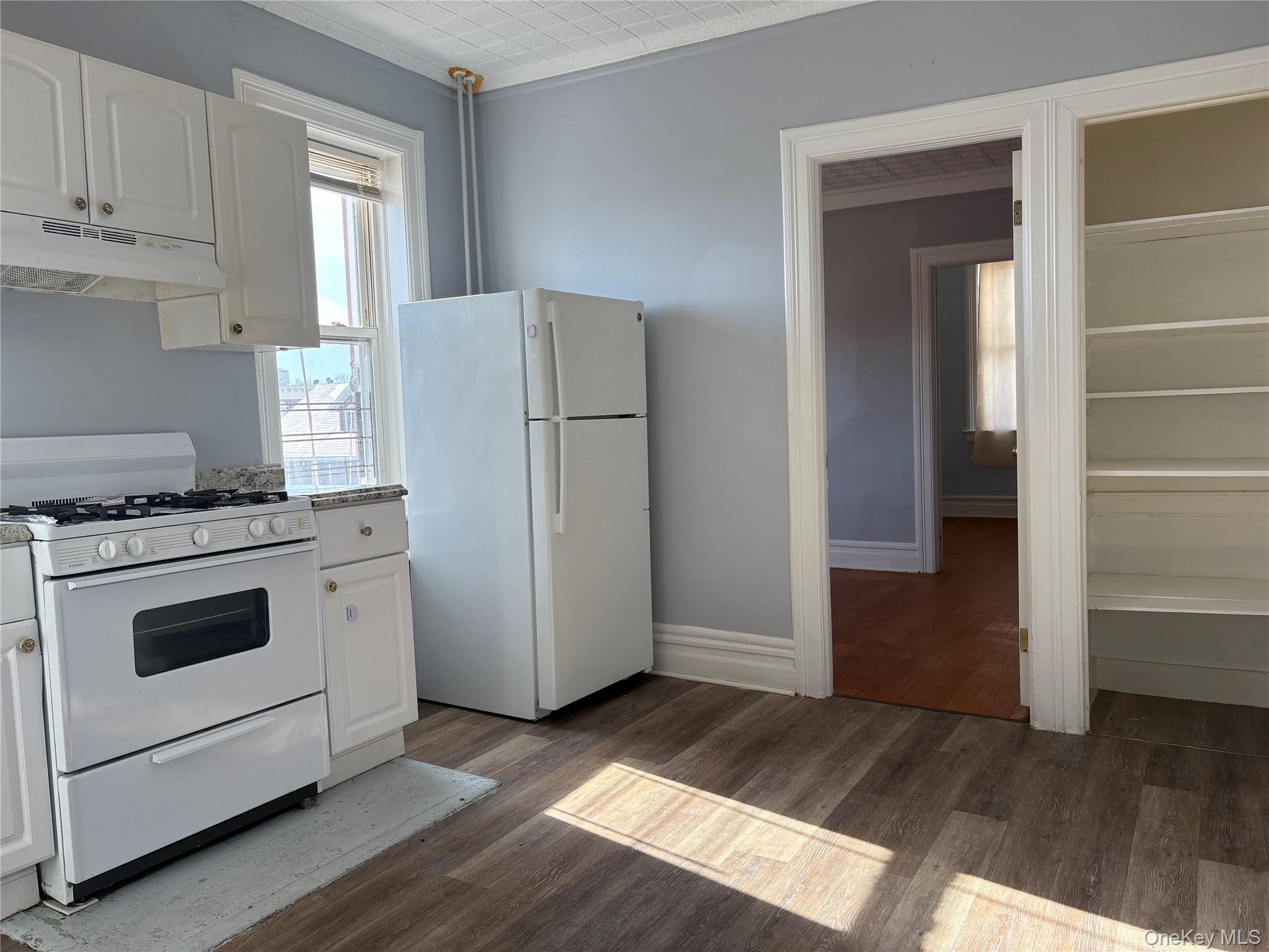 49 5th Street, Unit 8 New Rochelle, NY 10801 - Photo 3 of 10